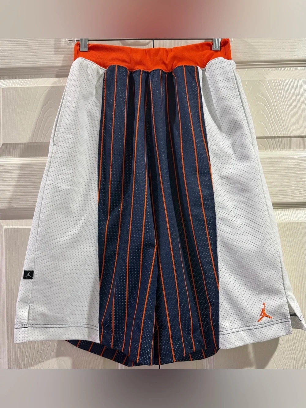 VTG NIKE JORDAN ORANGE STRIPED MEN'S BASKETBALL SHORTS SZ L